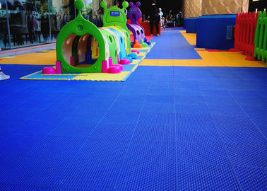 子供、スリップの最もよいグリップに非床を張る幼稚園のための多色刷りの伸縮性があるクッション
